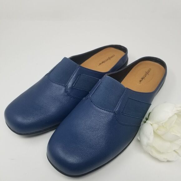 NWOT. Sarah NAVY BLUE COMFORT VIEW SLIDES. Size 10W. PU leather uppers. - Picture 1 of 16